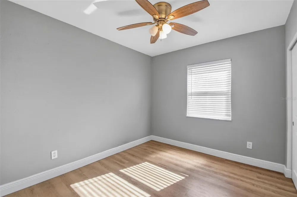 4359 NEPTUNE DRIVE SE St Petersburg, FL 33705