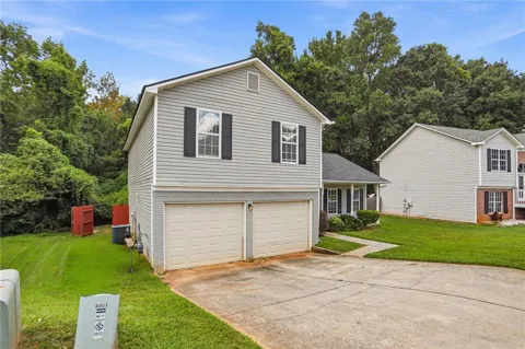 2201 Clayton Ridge