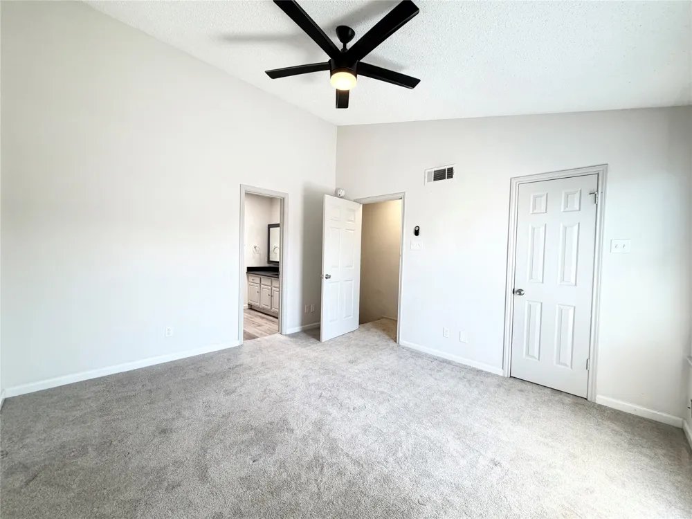 3635 Garden Brook Drive #2400 Farmers Branch, TX 75234