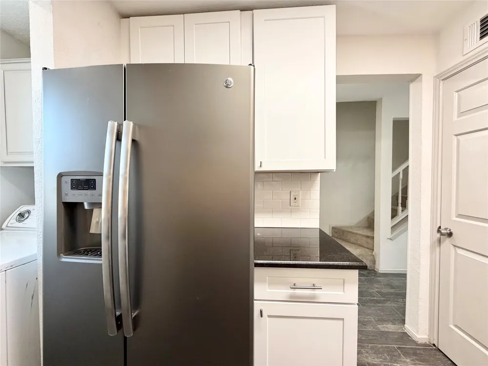3635 Garden Brook Drive #2400 Farmers Branch, TX 75234
