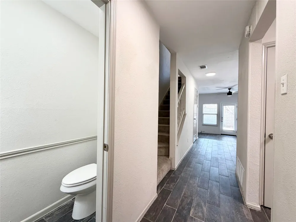 3635 Garden Brook Drive #2400 Farmers Branch, TX 75234