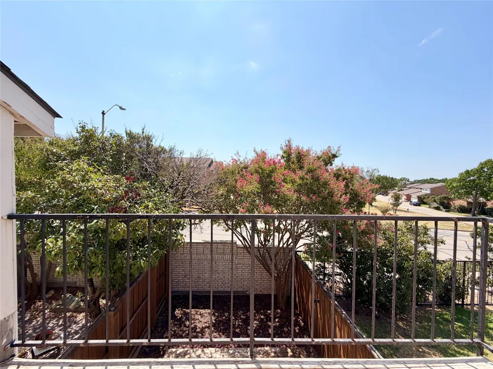 3635 Garden Brook Drive #2400 Farmers Branch, TX 75234