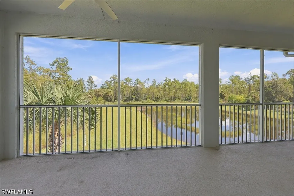 Seychelles Circle #1405 Naples, FL 34112