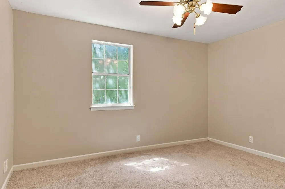 1227 Carriage Park Dr Franklin, TN 37064