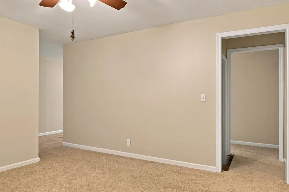 1227 Carriage Park Dr Franklin, TN 37064