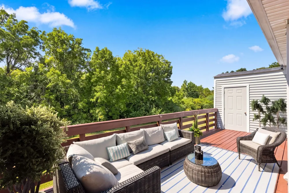 1227 Carriage Park Dr Franklin, TN 37064