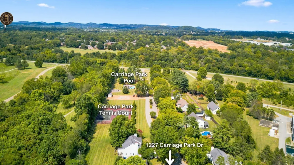 1227 Carriage Park Dr Franklin, TN 37064