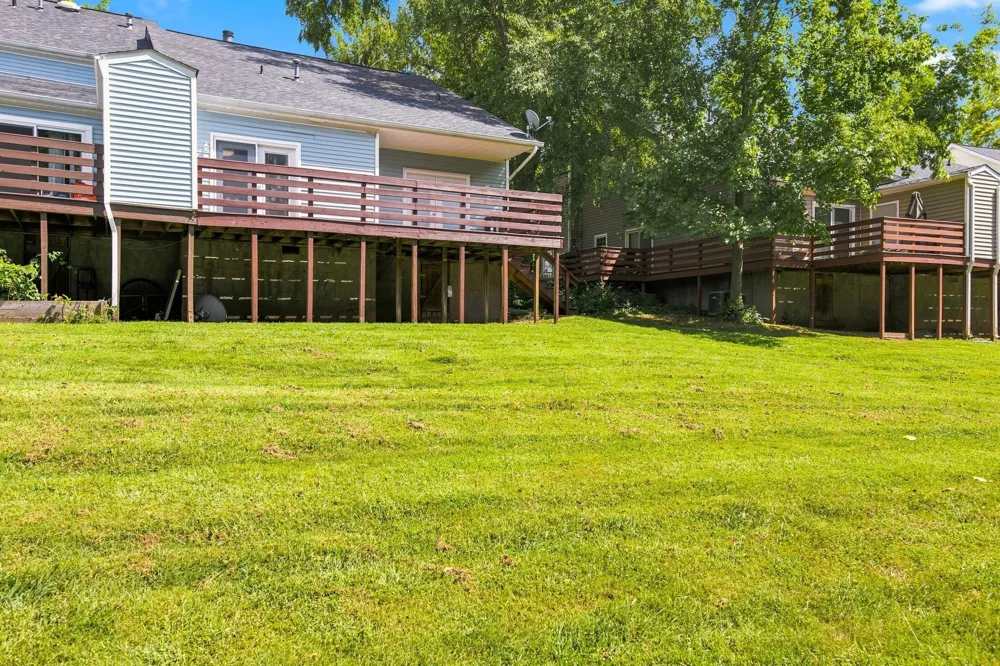 1227 Carriage Park Dr Franklin, TN 37064