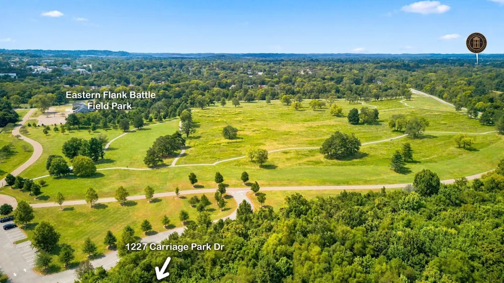 1227 Carriage Park Dr Franklin, TN 37064