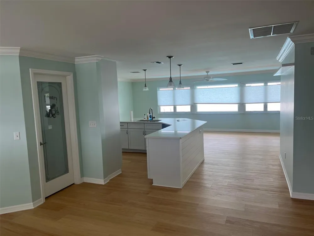 601 64TH AVENUE St Pete Beach, FL 33706