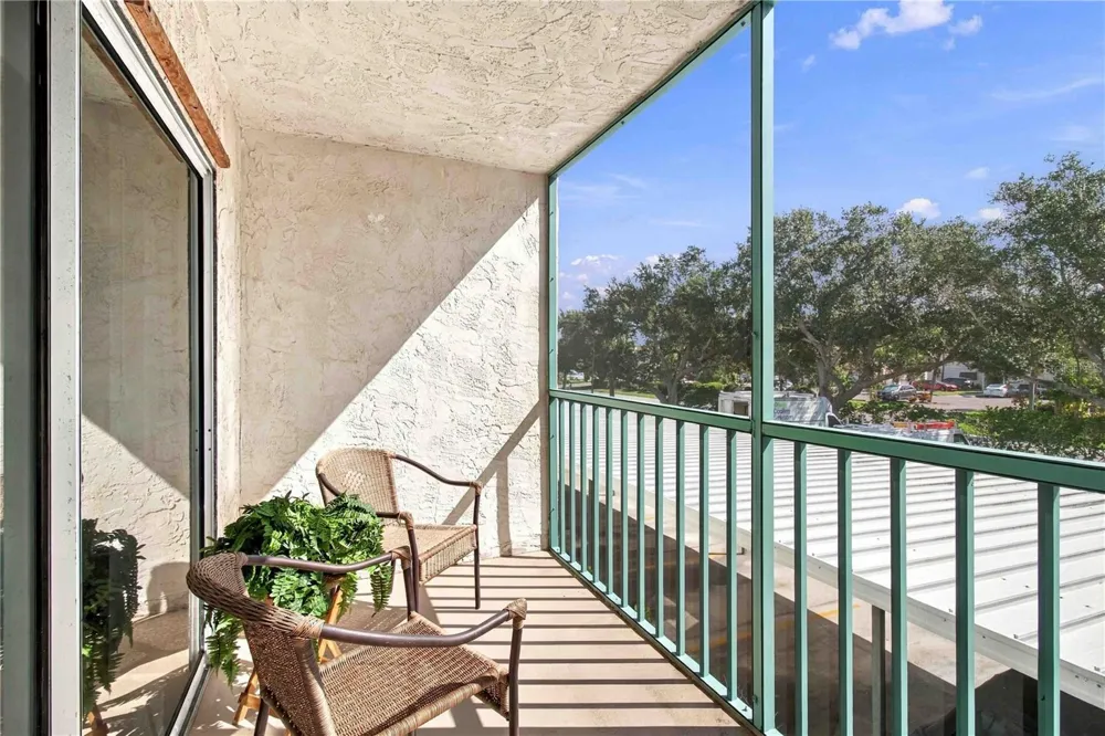 7294 CLOISTER DRIVE #23 Sarasota, FL 34231