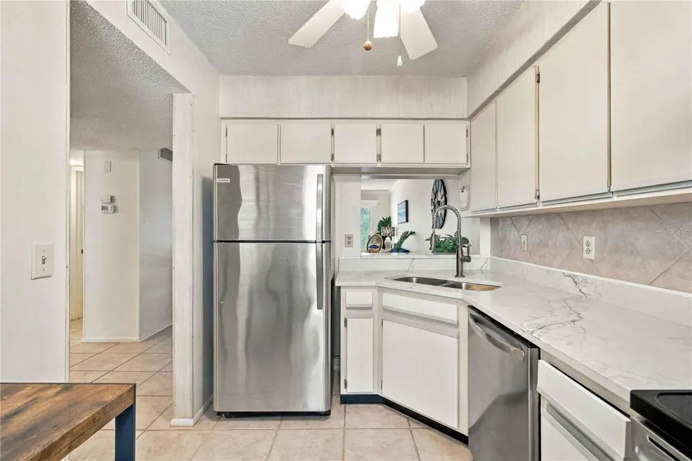 7294 CLOISTER DRIVE #23 Sarasota, FL 34231