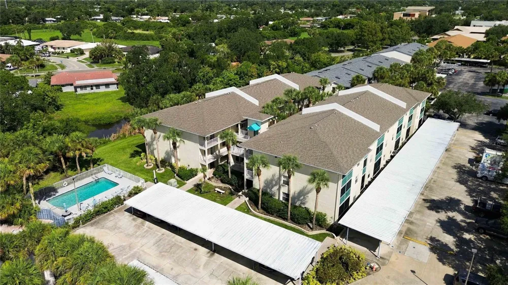7294 CLOISTER DRIVE #23 Sarasota, FL 34231
