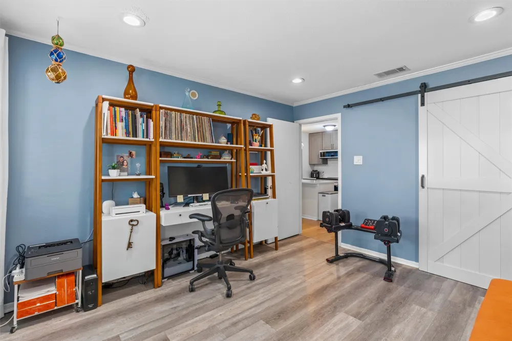 8888 Tallwood Drive #1106 Austin, TX 78759