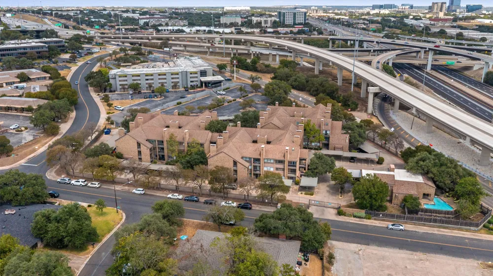 8888 Tallwood Drive #1106 Austin, TX 78759