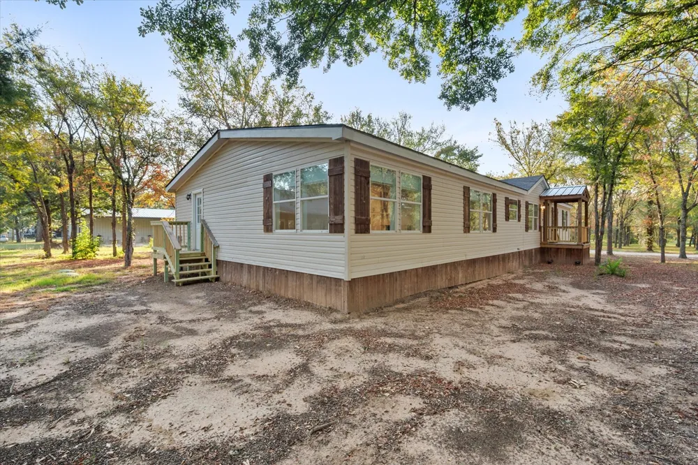 114 Kingswood Drive Streetman, TX 75859