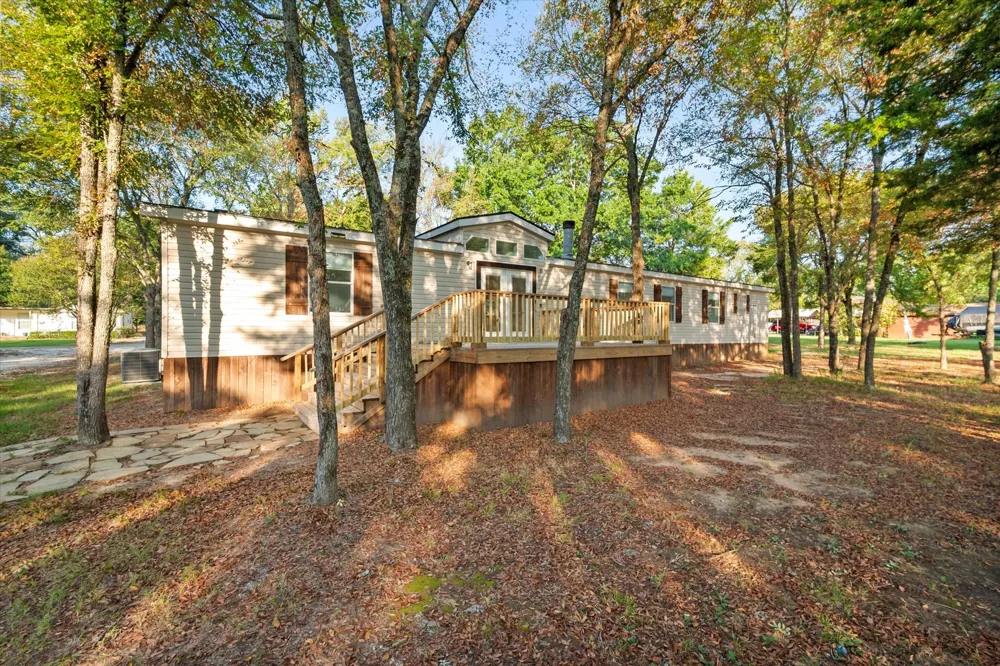 114 Kingswood Drive Streetman, TX 75859