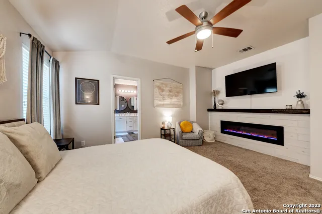 2377 CARSON LOOP New Braunfels, TX 78130