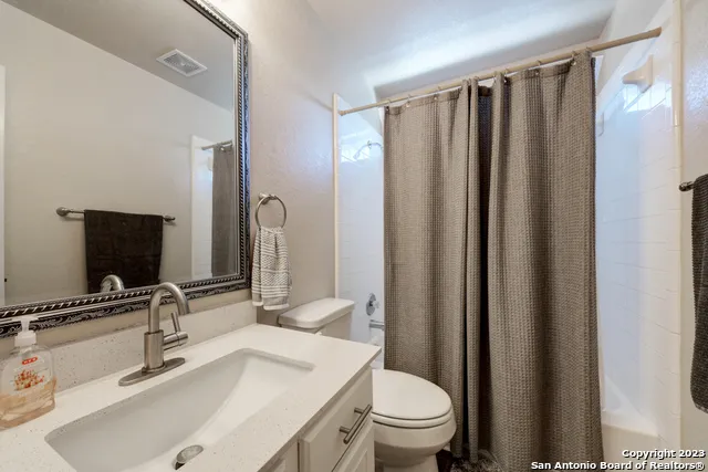 2377 CARSON LOOP New Braunfels, TX 78130