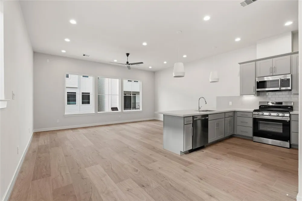 3903 Willowbend Point Drive Houston, TX 77025