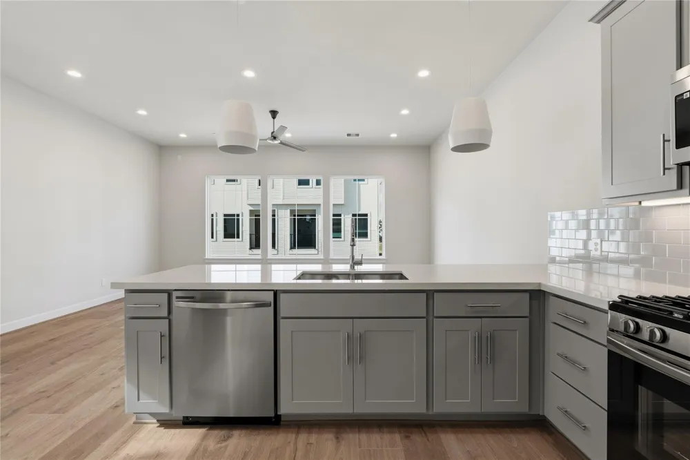 3903 Willowbend Point Drive Houston, TX 77025