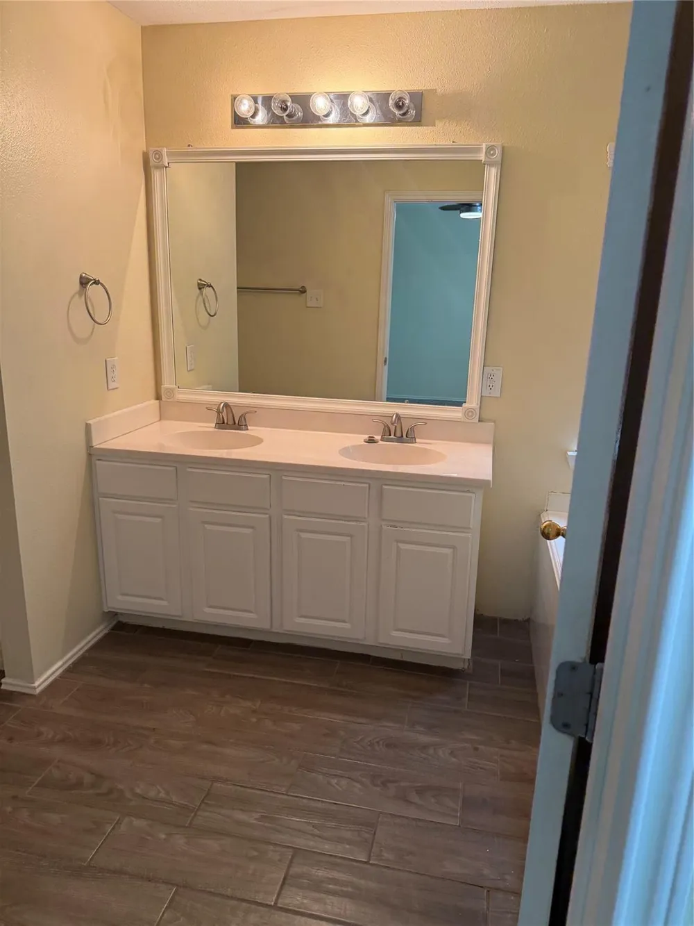 3031 Peerless Pass Ct Spring, TX 77373