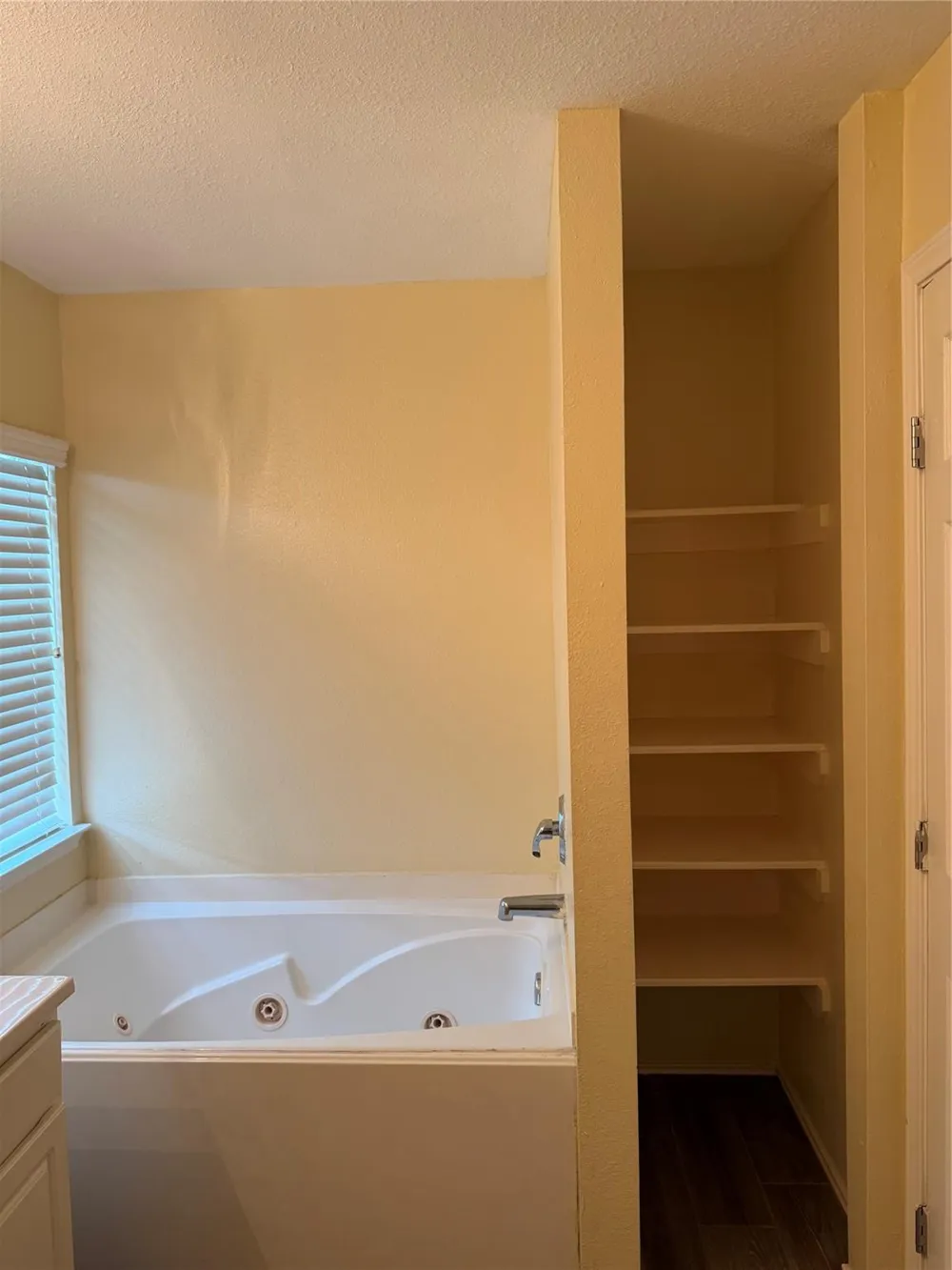 3031 Peerless Pass Ct Spring, TX 77373