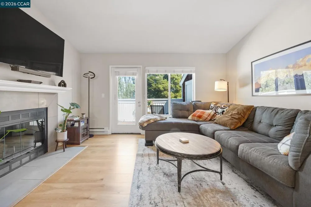 158 Bayside Court Richmond, CA 94804