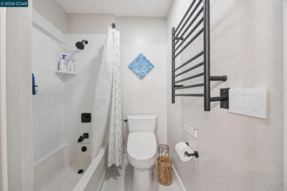 158 Bayside Court Richmond, CA 94804