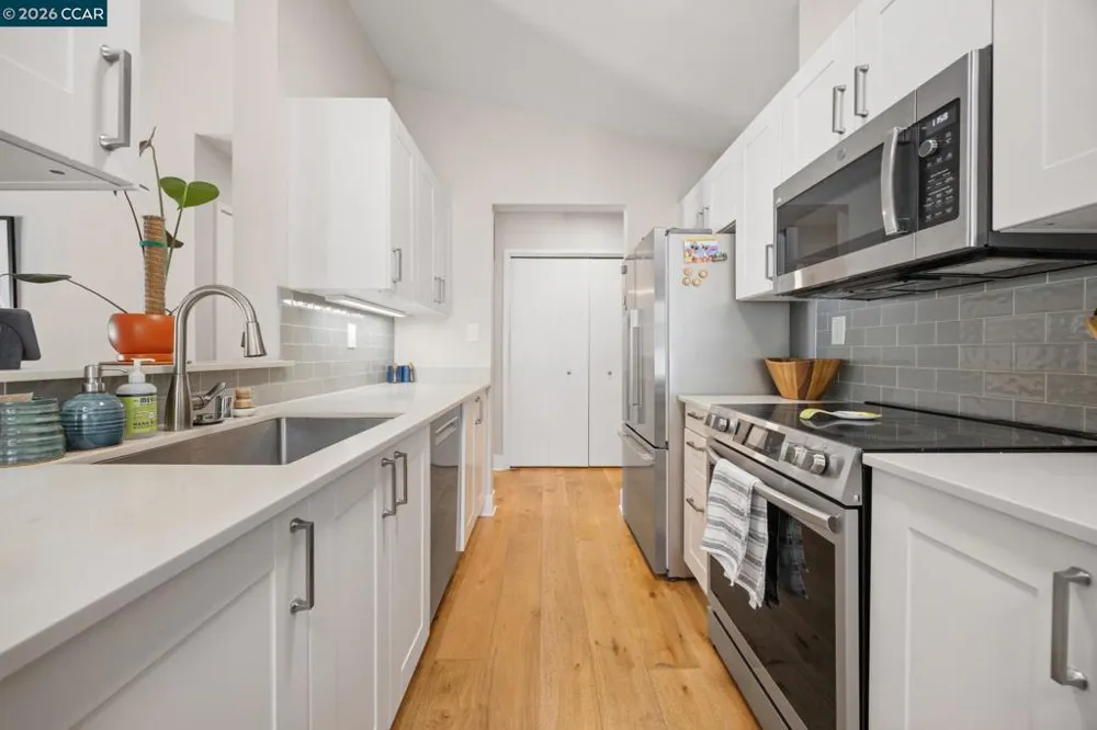 158 Bayside Court Richmond, CA 94804