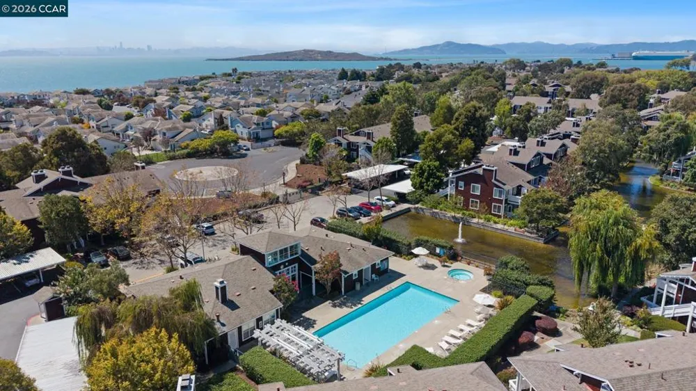 158 Bayside Court Richmond, CA 94804