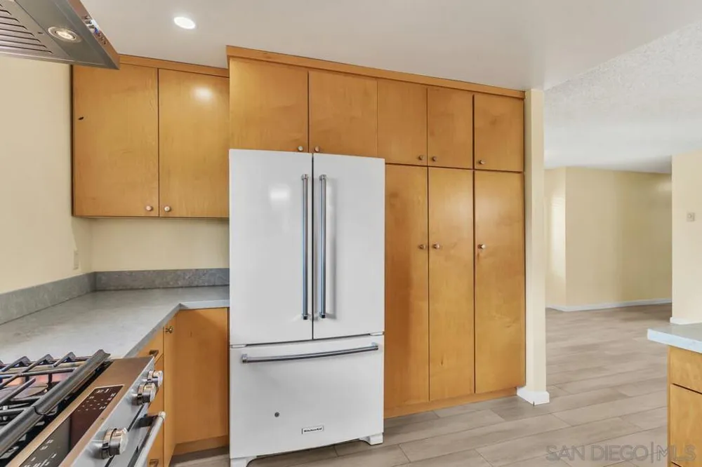 190 Evergreen Ave Imperial Beach, CA 91932