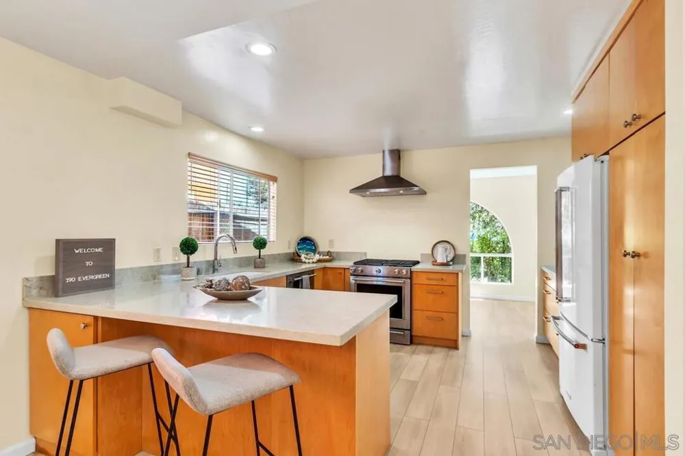 190 Evergreen Ave Imperial Beach, CA 91932