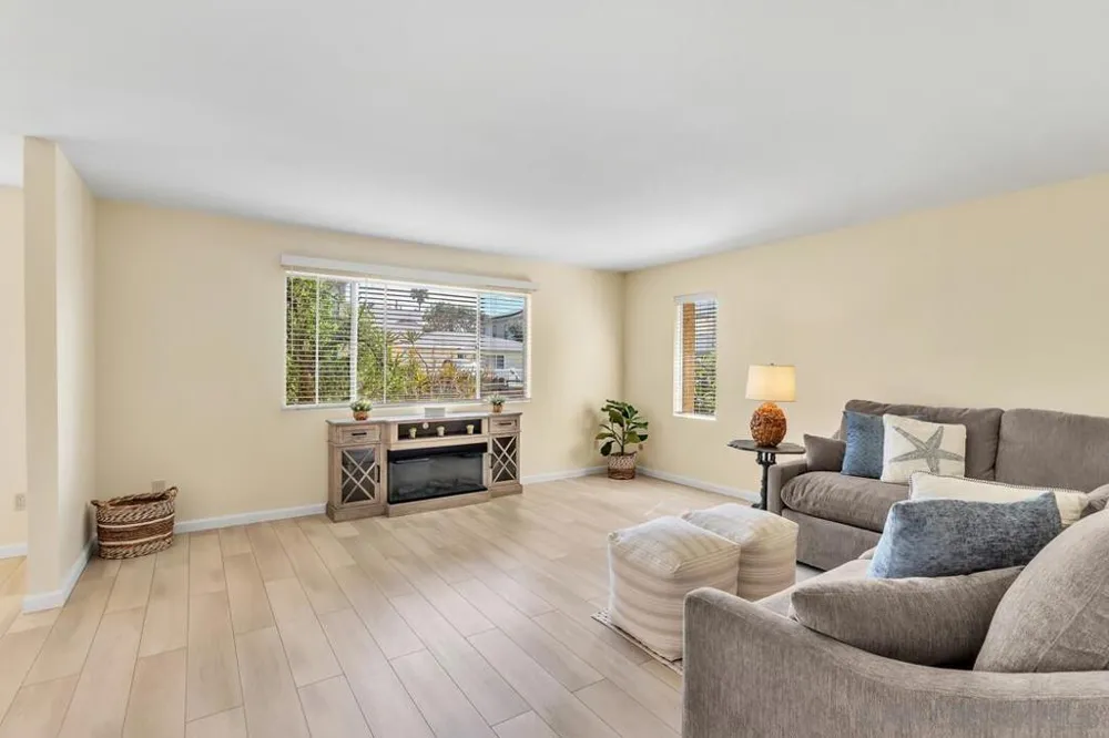 190 Evergreen Ave Imperial Beach, CA 91932