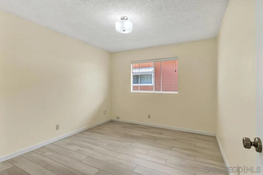 190 Evergreen Ave Imperial Beach, CA 91932