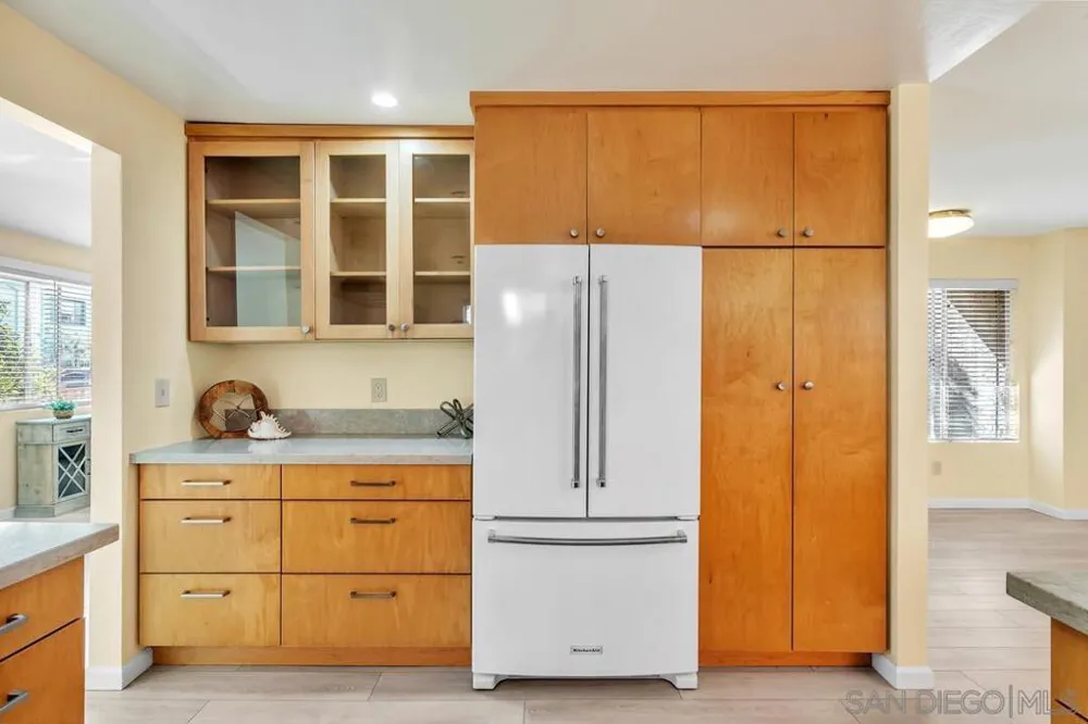 190 Evergreen Ave Imperial Beach, CA 91932