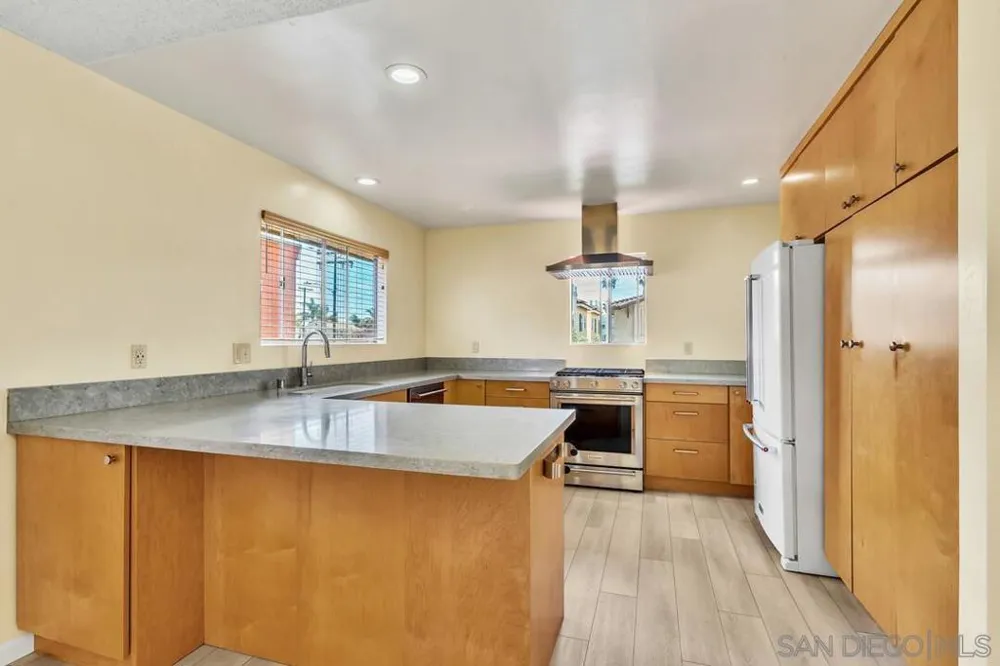 190 Evergreen Ave Imperial Beach, CA 91932