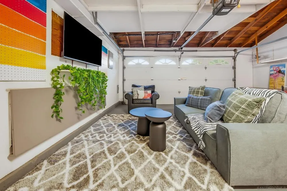 1626 Oliver San Diego, CA 92109