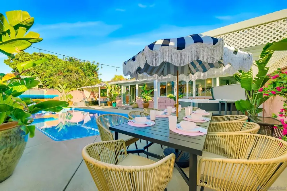 1626 Oliver San Diego, CA 92109