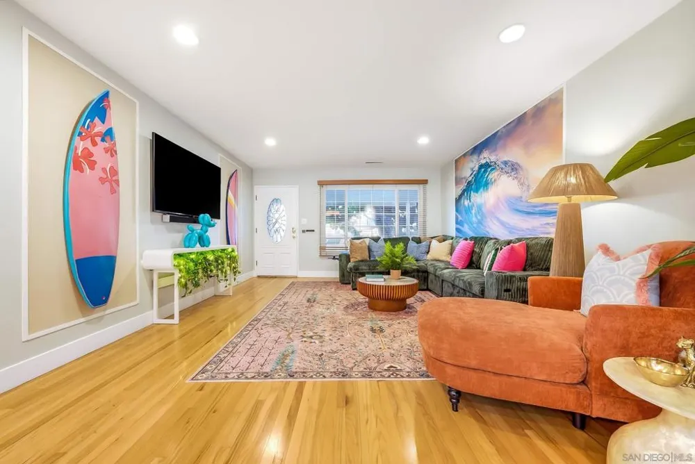 1626 Oliver San Diego, CA 92109