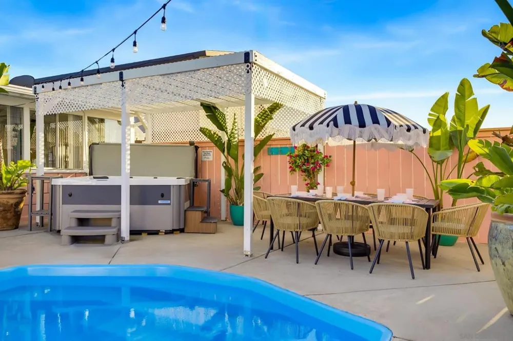 1626 Oliver San Diego, CA 92109