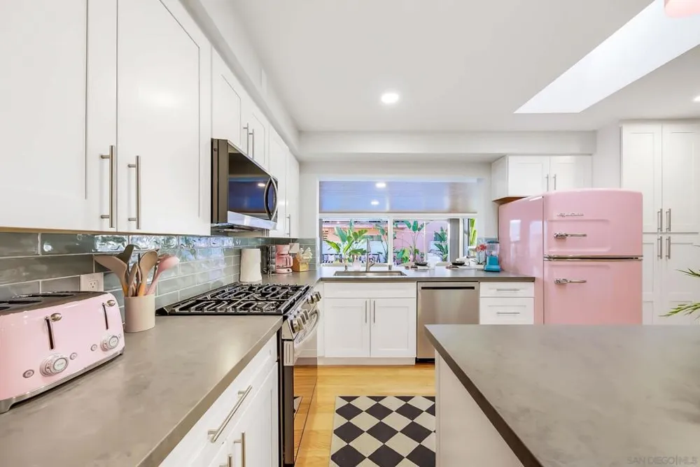 1626 Oliver San Diego, CA 92109