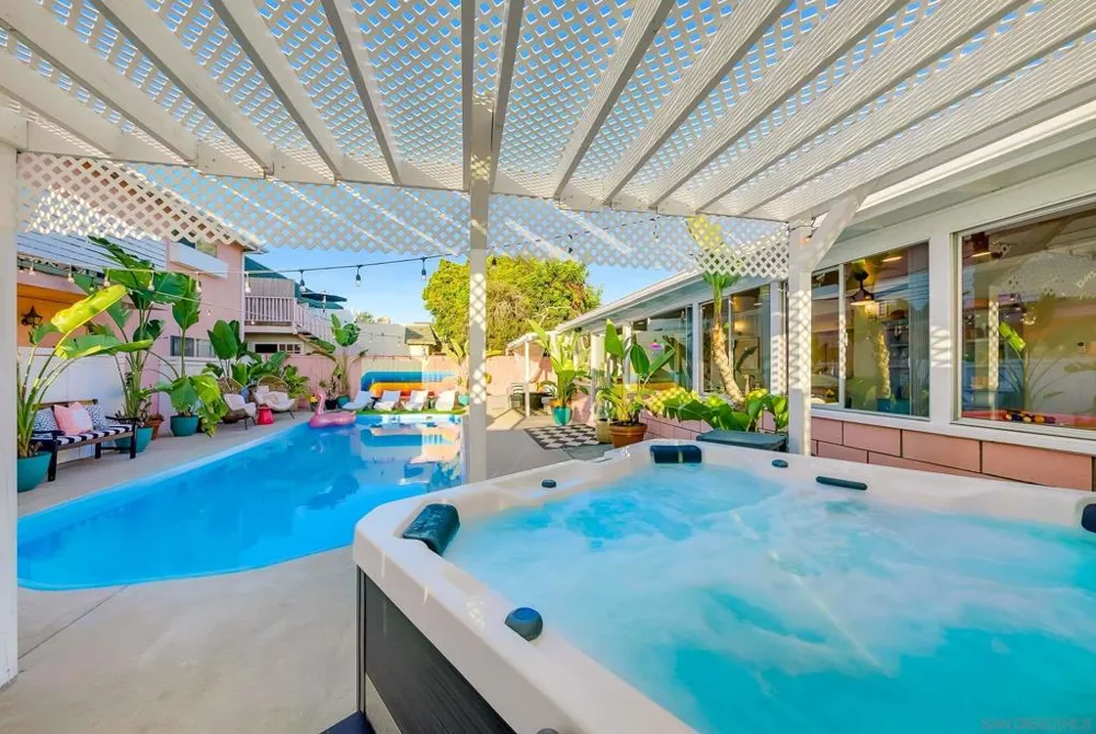 1626 Oliver San Diego, CA 92109