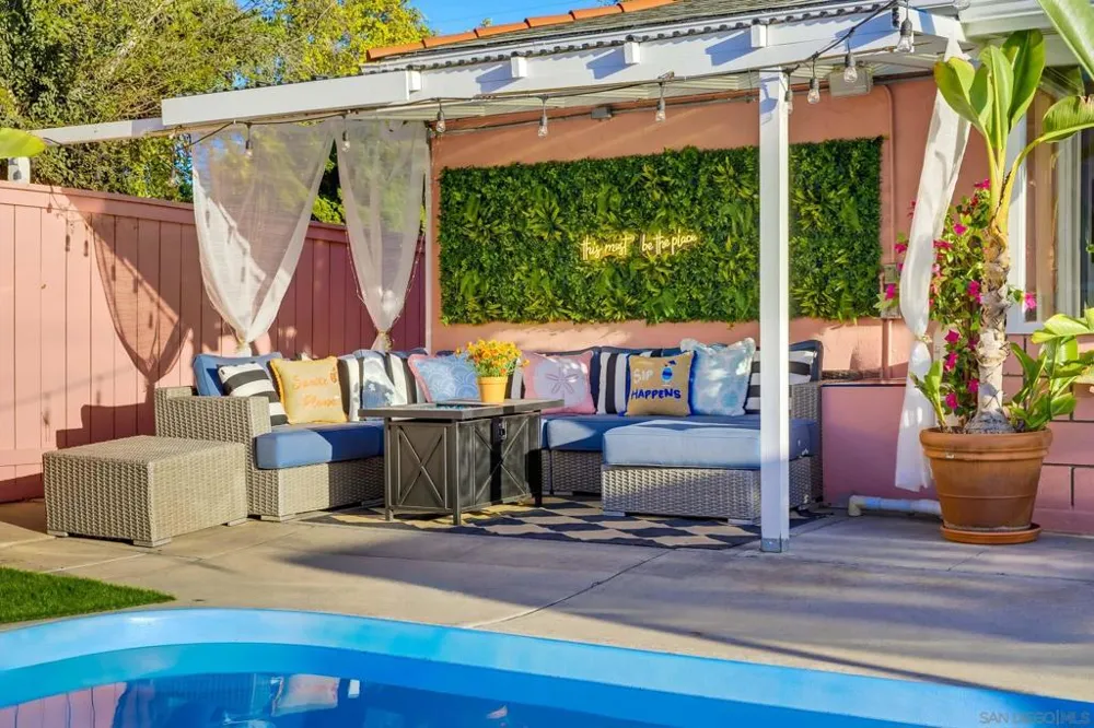 1626 Oliver San Diego, CA 92109