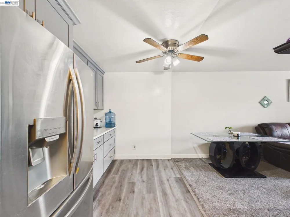 1750 Halford Ave #211 Santa Clara, CA 95051