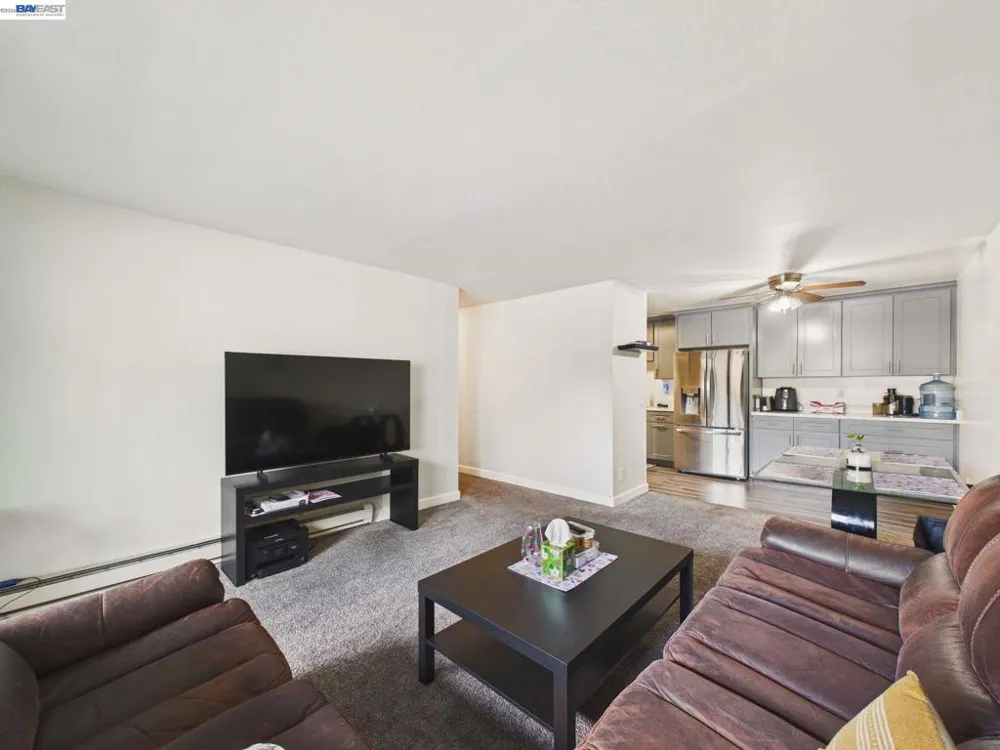 1750 Halford Ave #211 Santa Clara, CA 95051