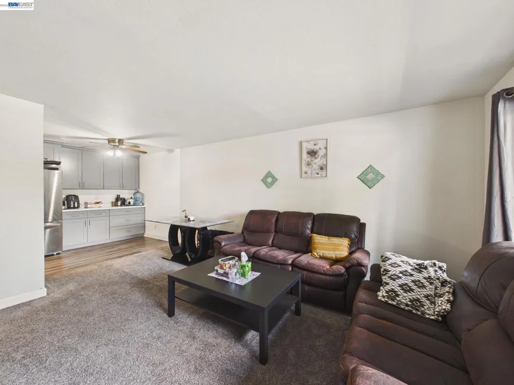 1750 Halford Ave #211 Santa Clara, CA 95051