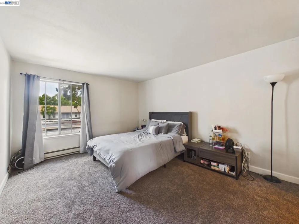 1750 Halford Ave #211 Santa Clara, CA 95051