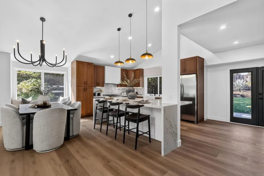 1207 Branding Iron Circle Vista, CA 92081