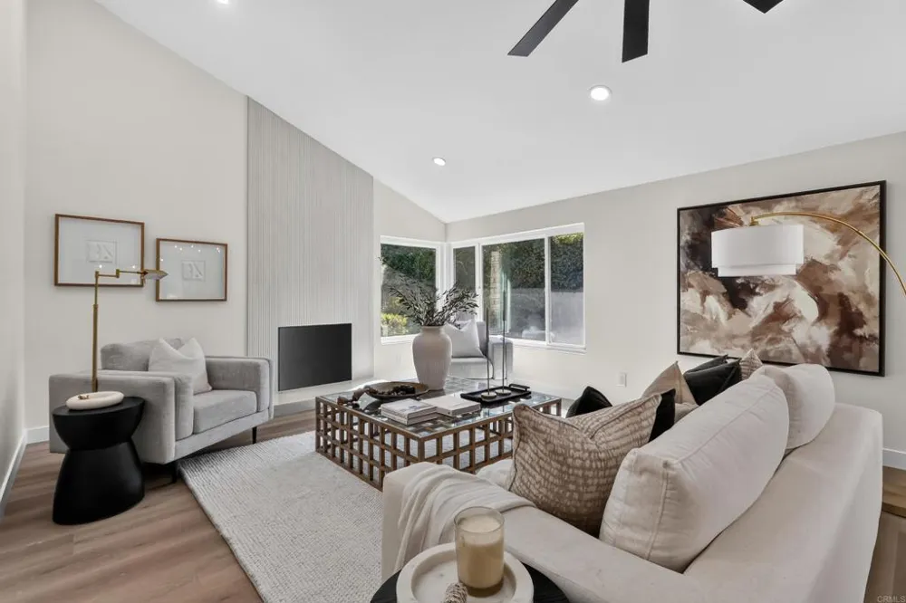 1207 Branding Iron Circle Vista, CA 92081